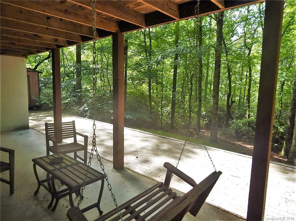 802 Kentwood Lane - Photo 3
