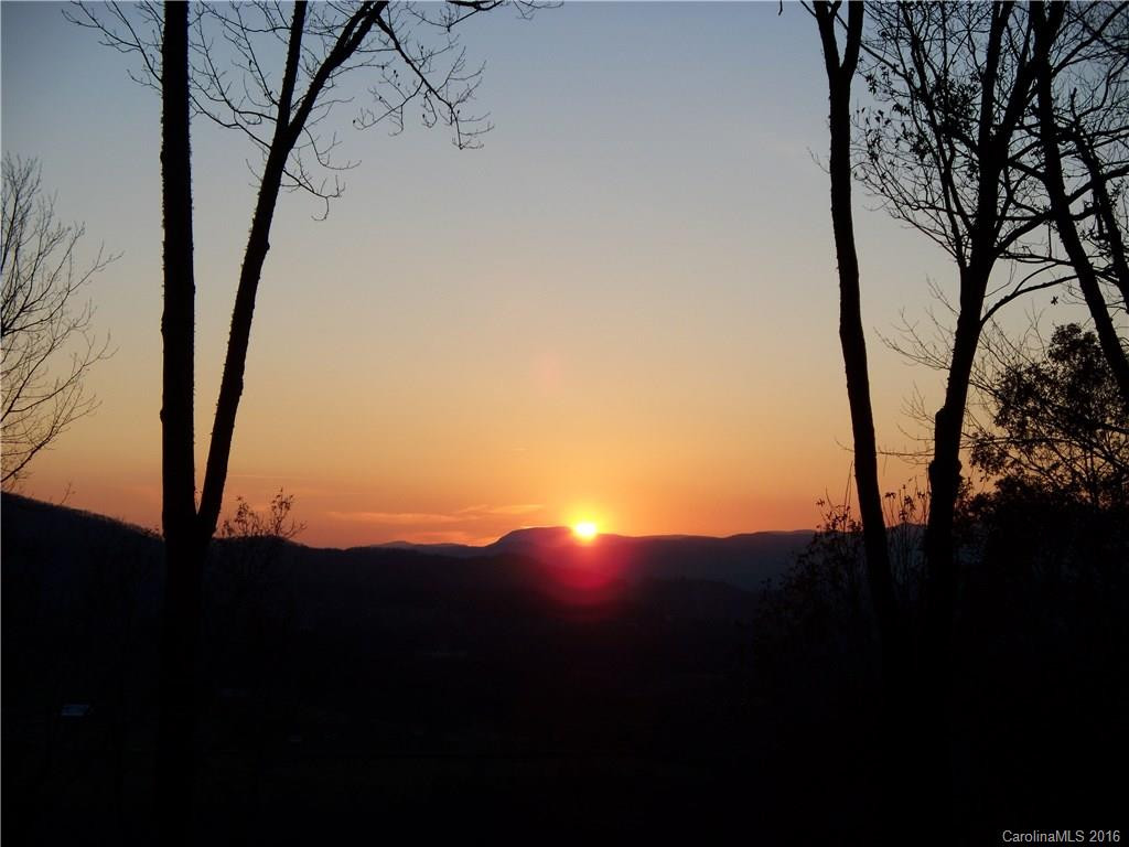 340 Top Of The Mountain Road - Photo 18