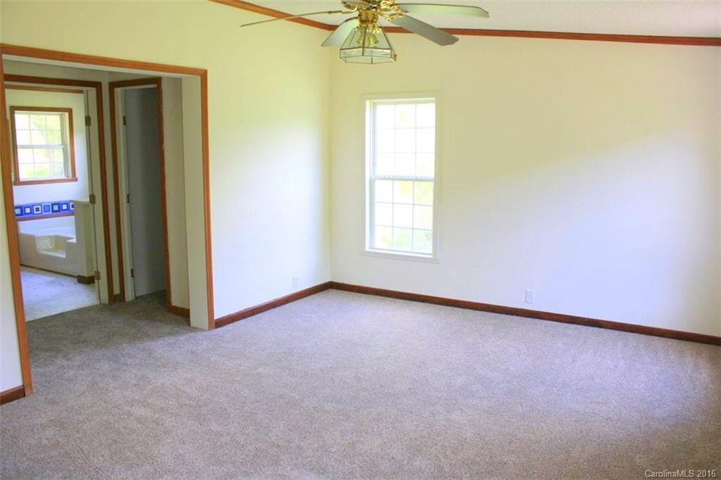 110 Windswept Drive #na - Photo 12