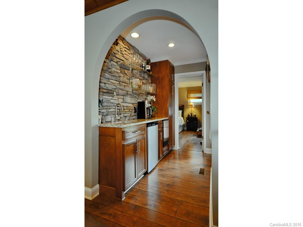 1313 Hayes Road - Photo 12