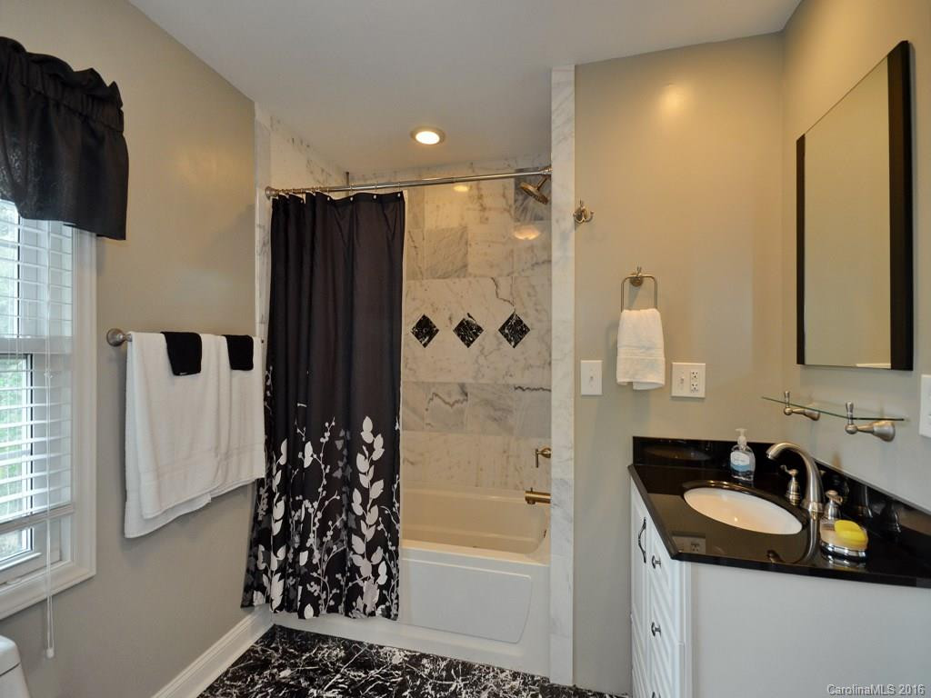 1313 Hayes Road - Photo 18
