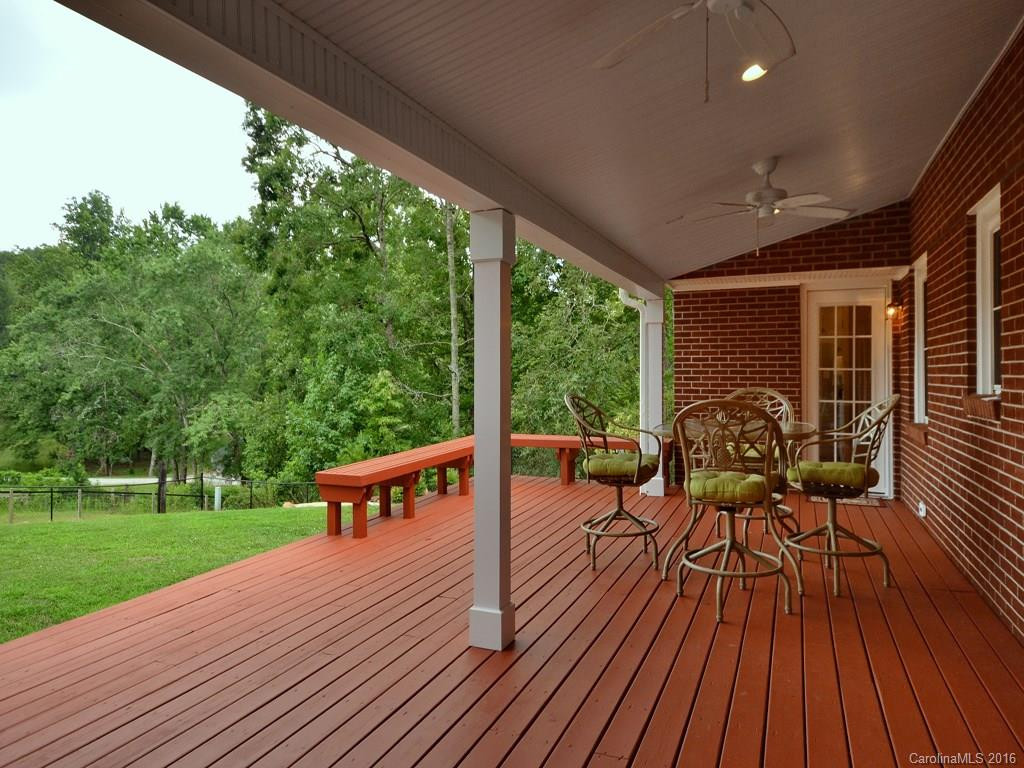 1313 Hayes Road - Photo 19
