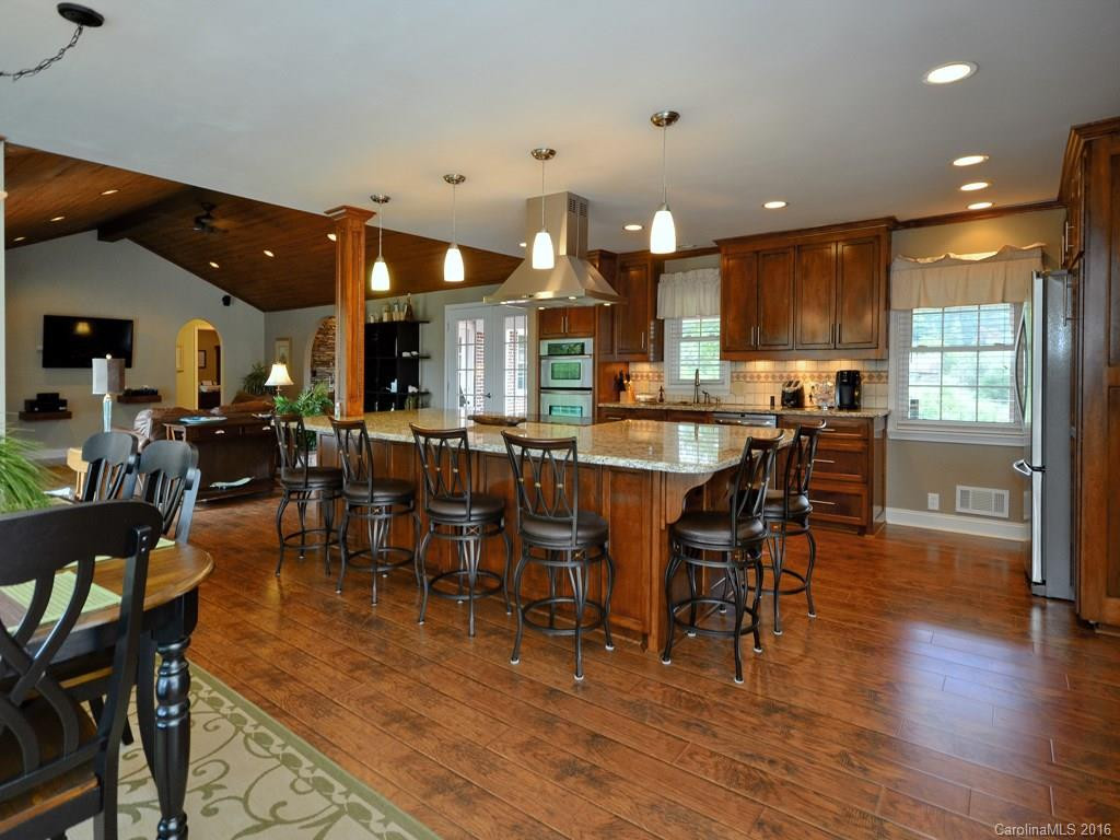 1313 Hayes Road - Photo 7