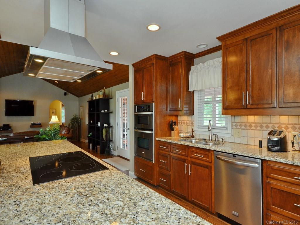 1313 Hayes Road - Photo 8
