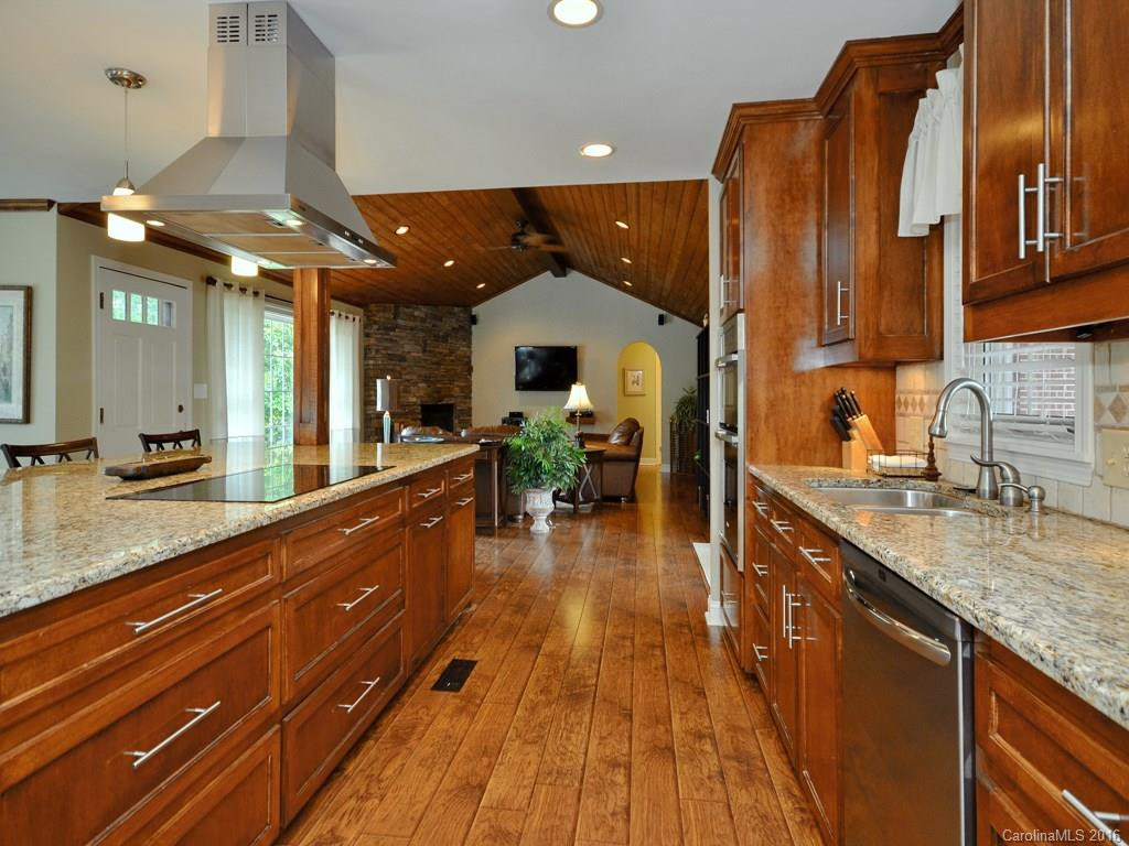 1313 Hayes Road - Photo 10