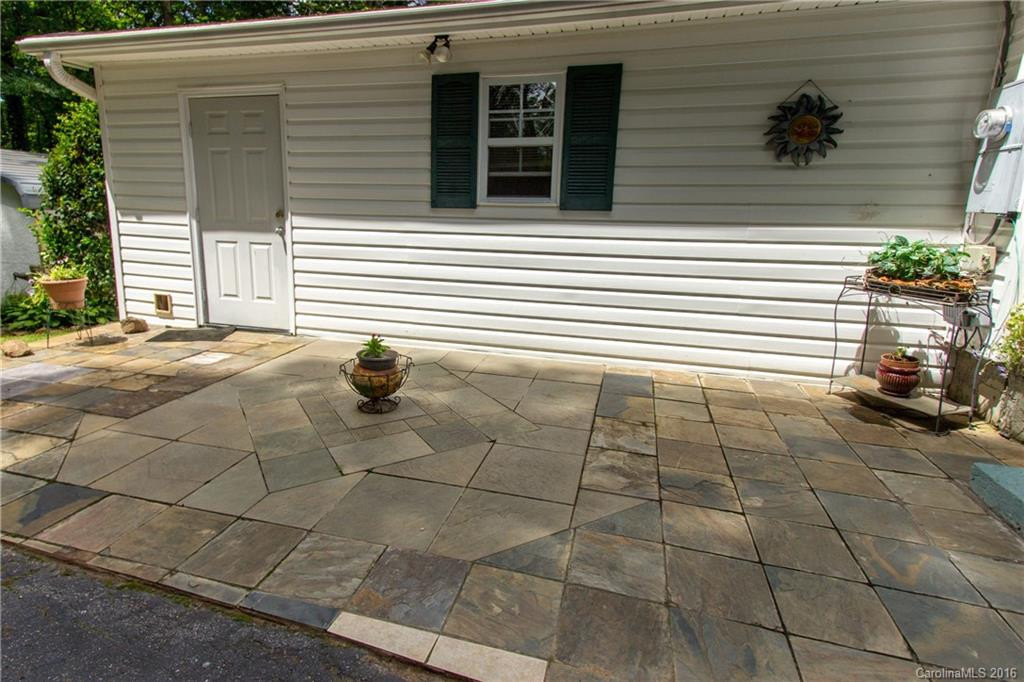 332 Lower Grassy Branch Road - Photo 18