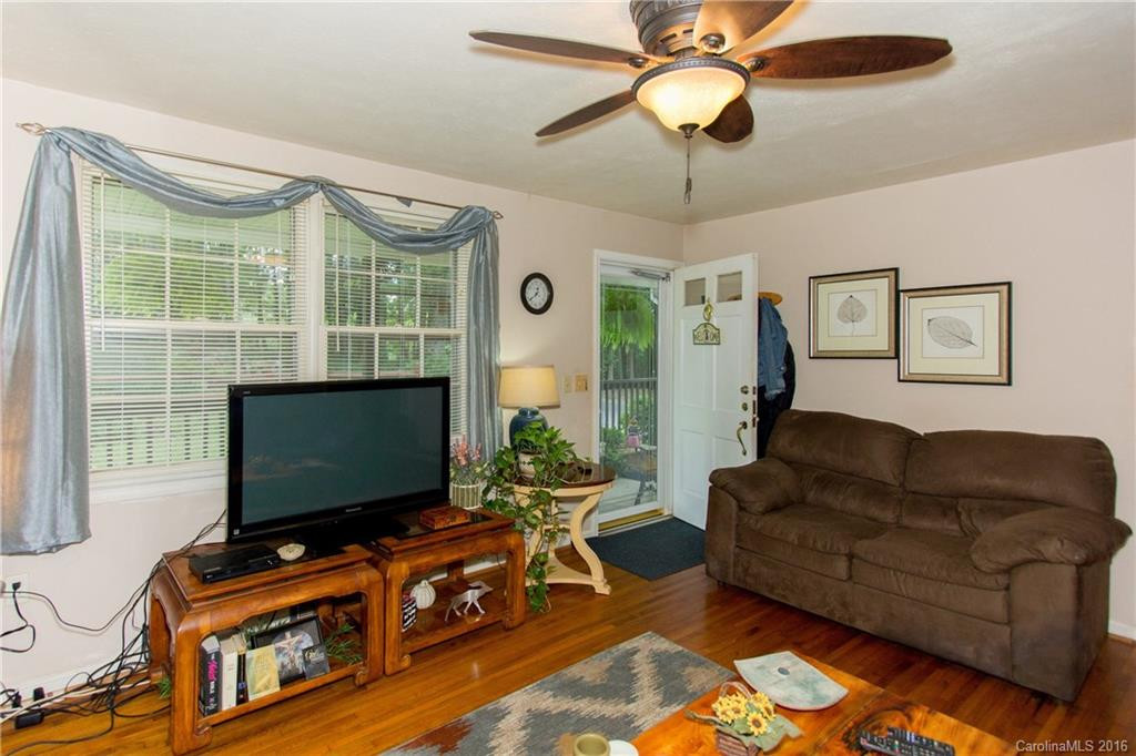 332 Lower Grassy Branch Road - Photo 6