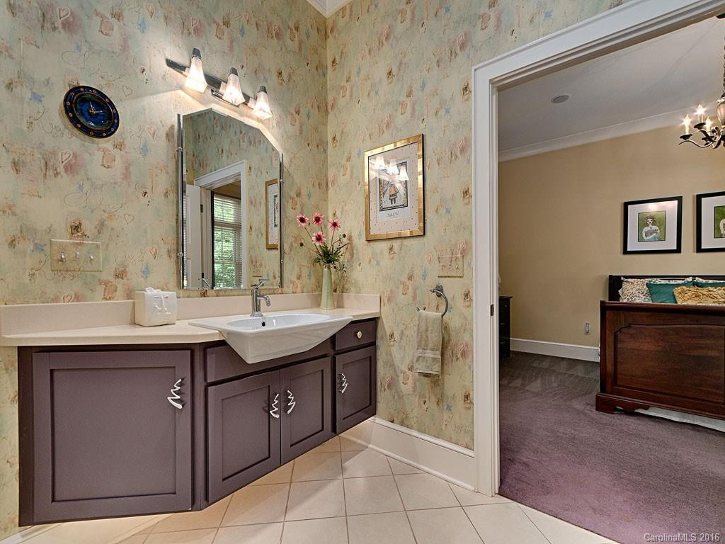 107 Farwood Court - Photo 17