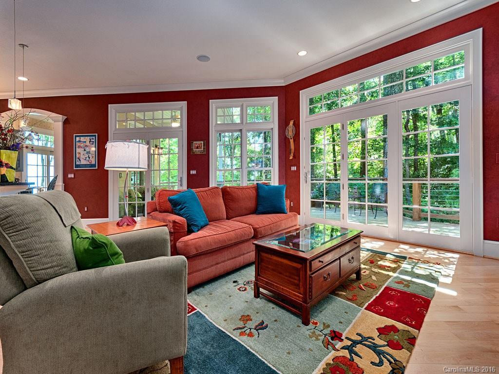 107 Farwood Court - Photo 10