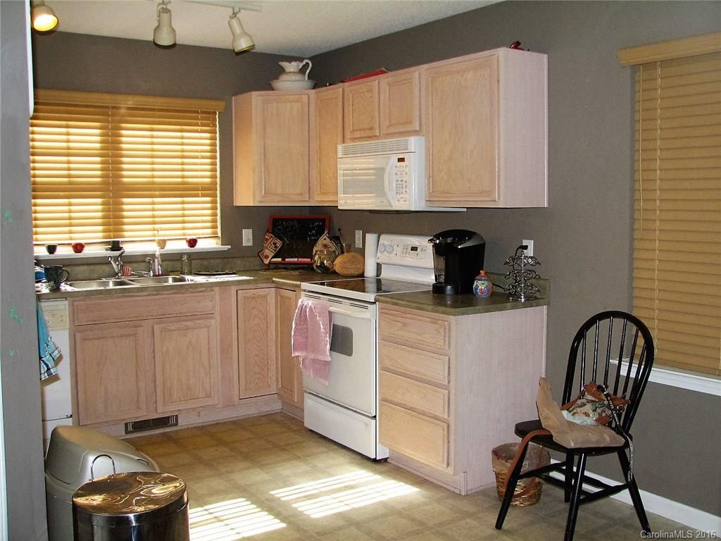 124 Karla Circle #46 - Photo 8