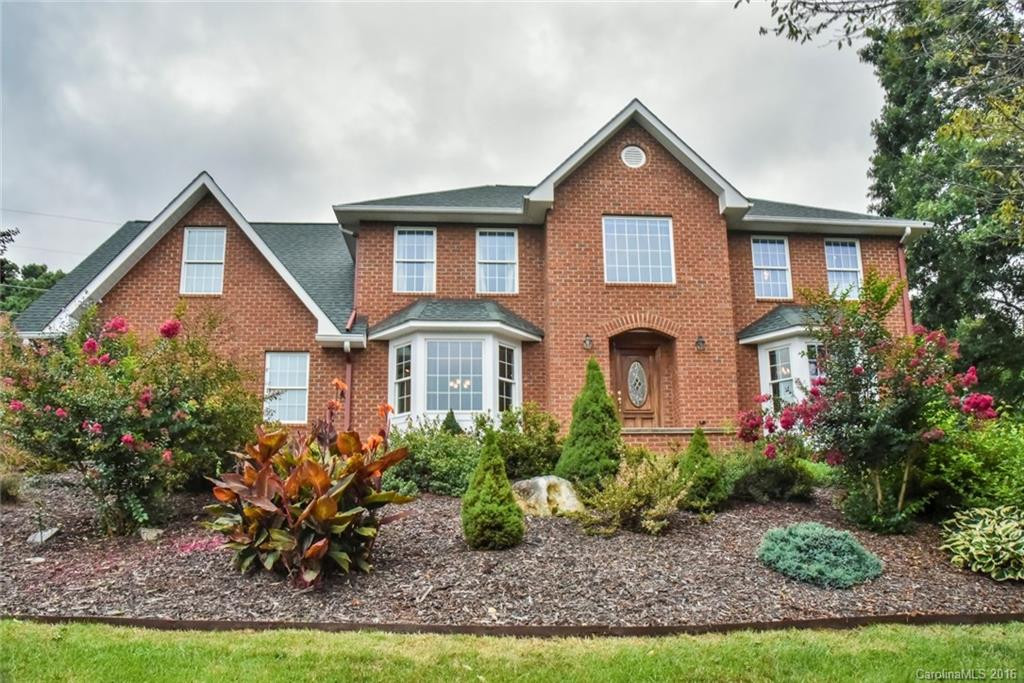 206 Bridle Path - Photo 2