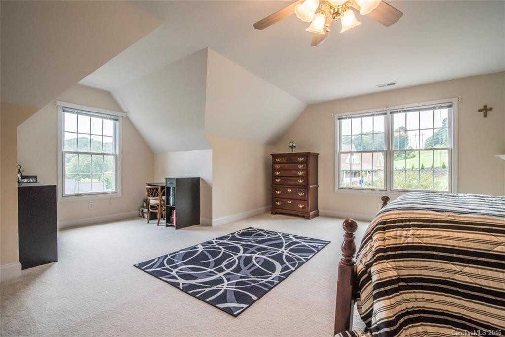 206 Bridle Path - Photo 18