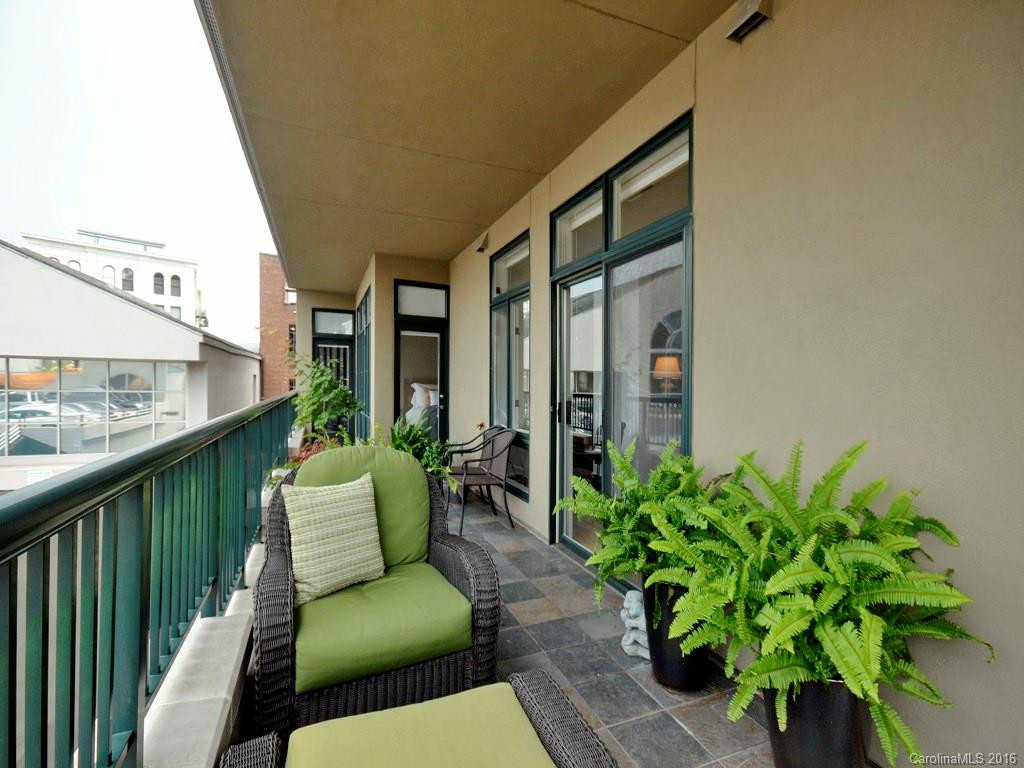 21 Battery Park Avenue #305 - Photo 11