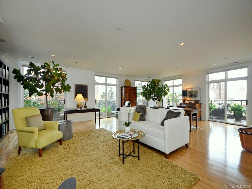 21 Battery Park Avenue #305 - Photo 3