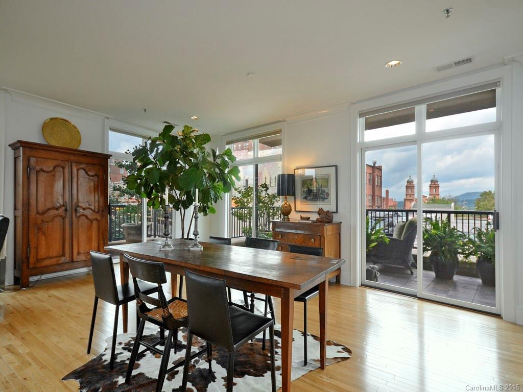 21 Battery Park Avenue #305 - Photo 5