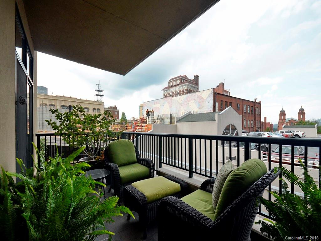 21 Battery Park Avenue #305 - Photo 6