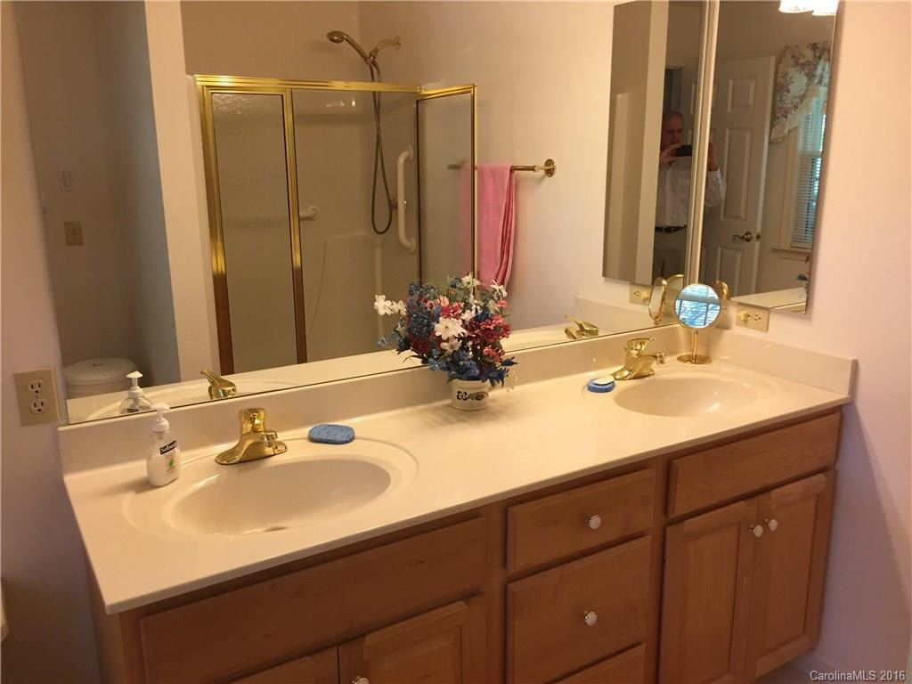 325 Whispering Hills Drive - Photo 21