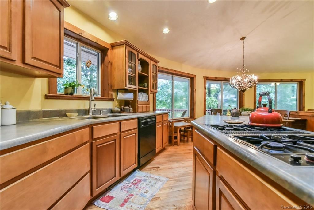 184 Rosehill Road - Photo 17
