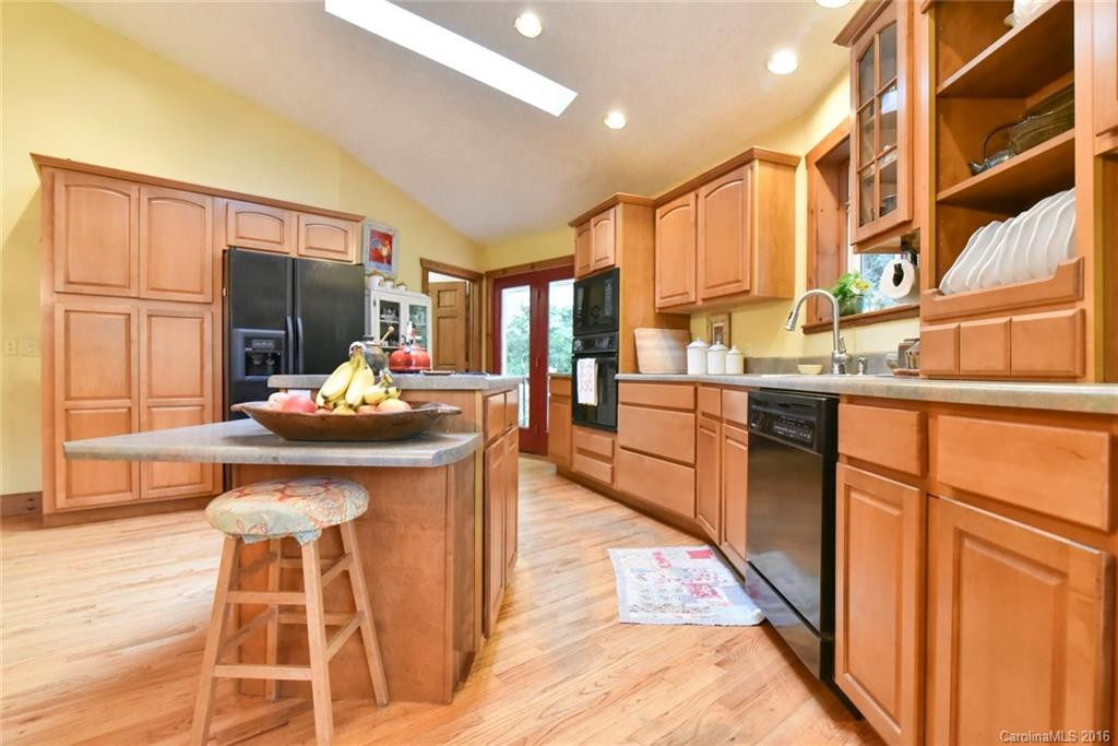 184 Rosehill Road - Photo 6