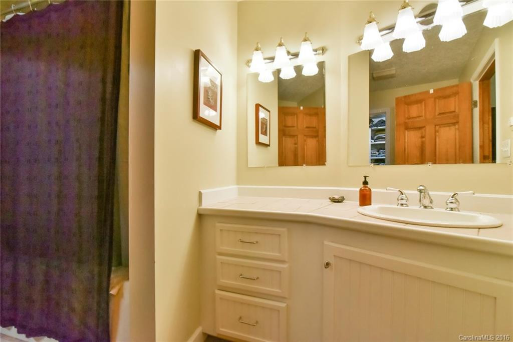 184 Rosehill Road - Photo 8