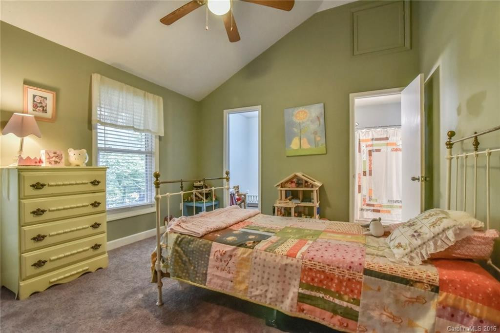 184 Rosehill Road - Photo 9