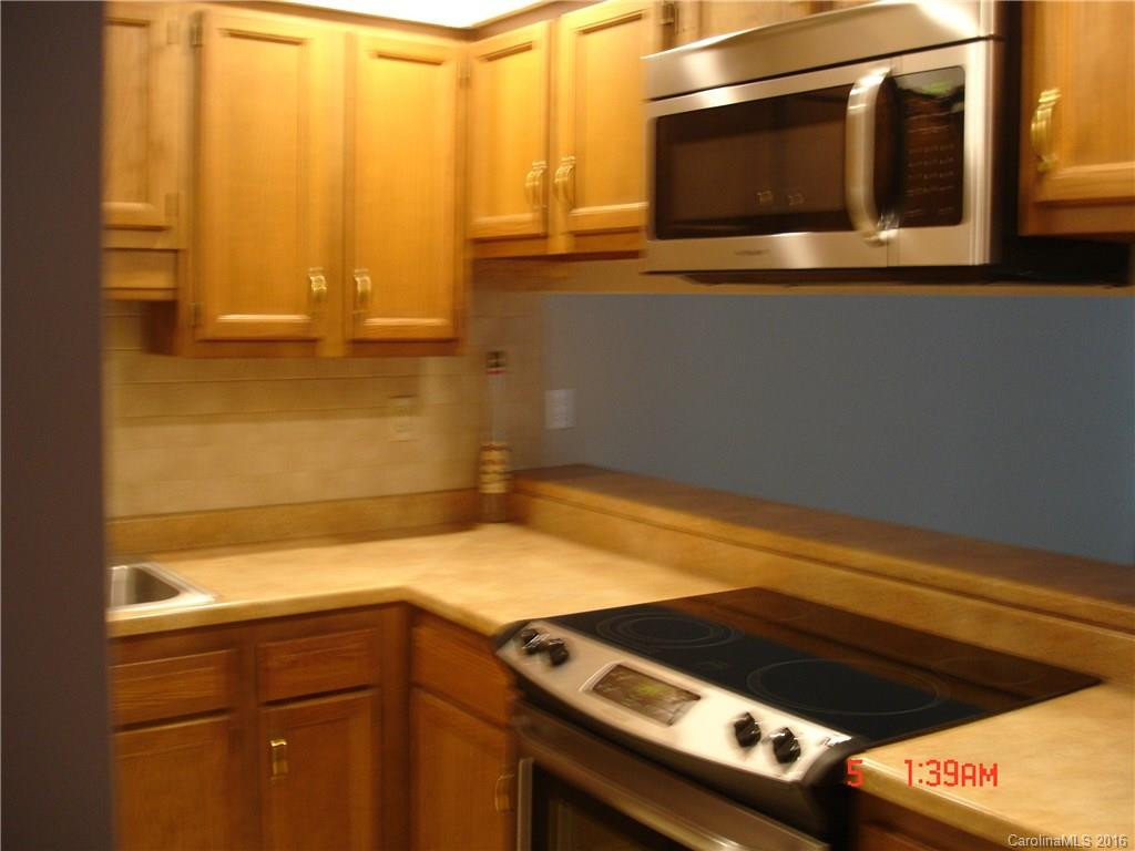 8 Ravencroft Lane #8 - Photo 11