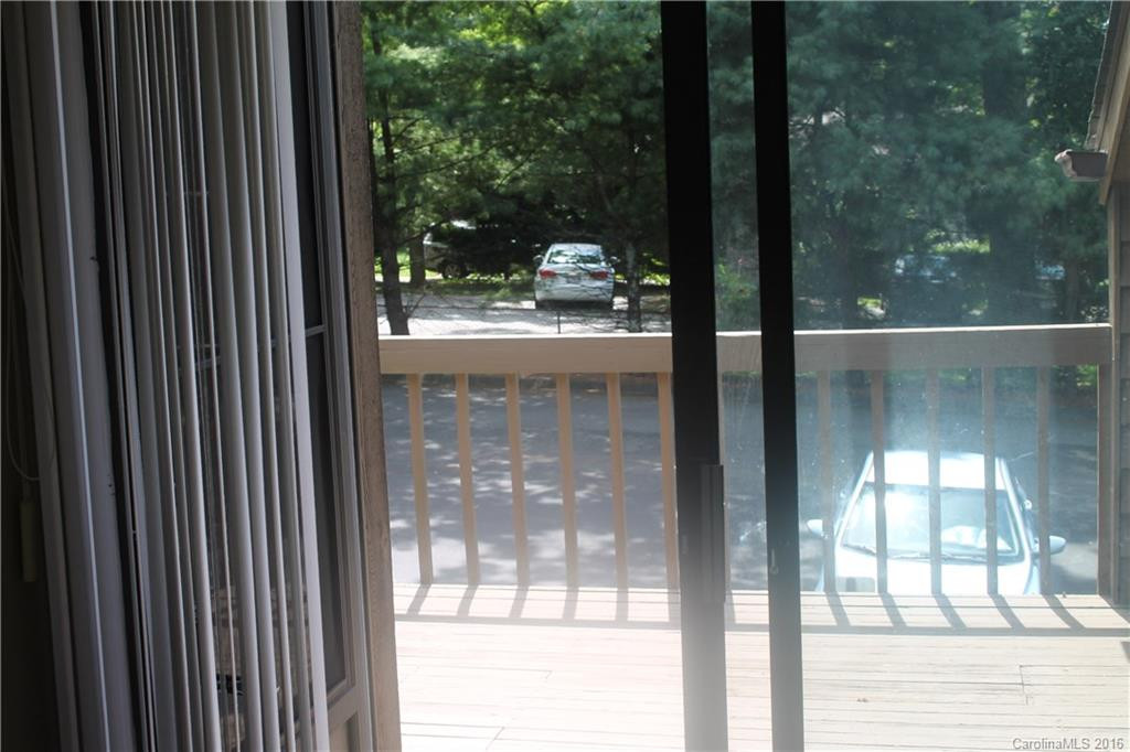 8 Ravencroft Lane #8 - Photo 18