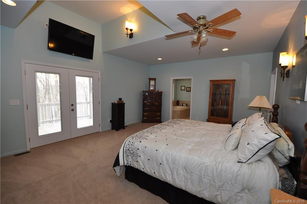 10400 Meadow Fork Road - Photo 11