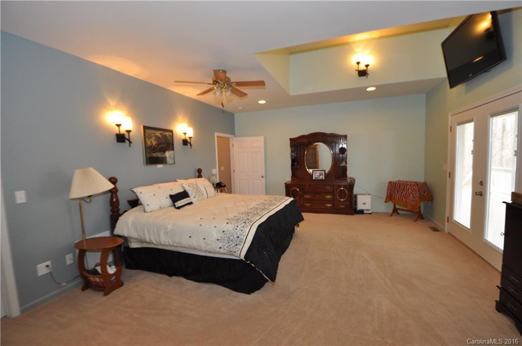 10400 Meadow Fork Road - Photo 12
