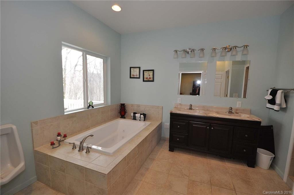 10400 Meadow Fork Road - Photo 13