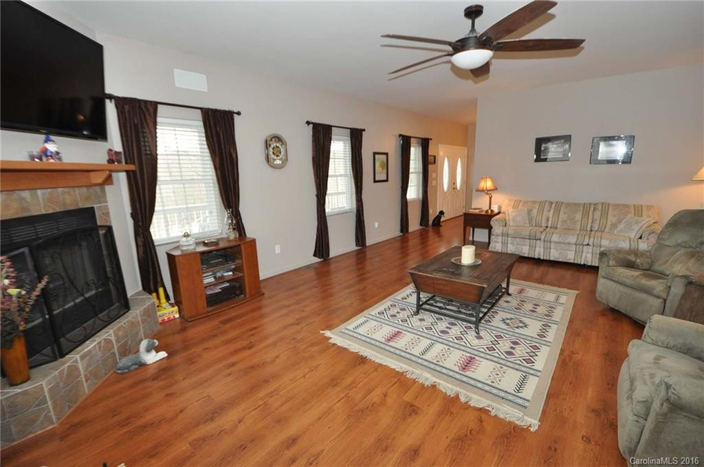 10400 Meadow Fork Road - Photo 5