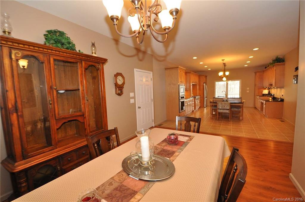 10400 Meadow Fork Road - Photo 6