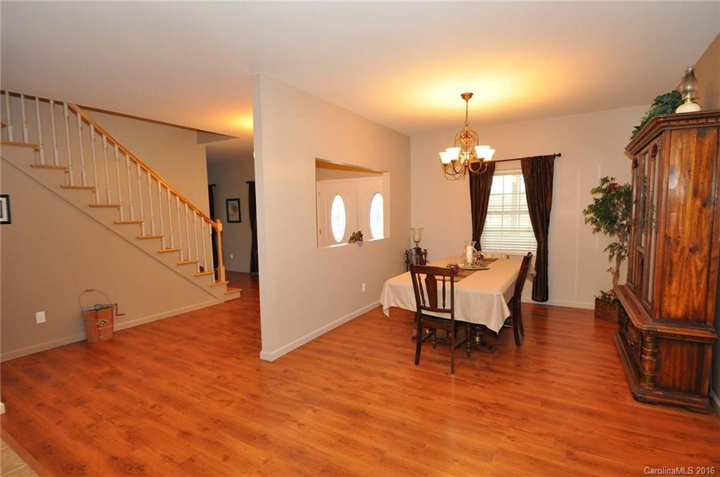 10400 Meadow Fork Road - Photo 7
