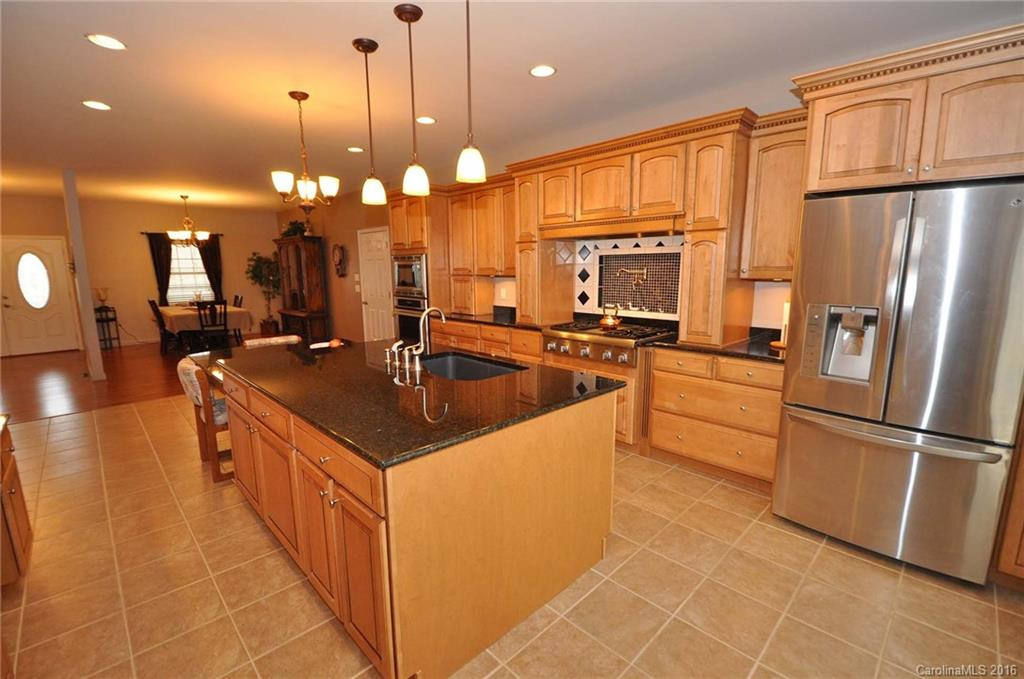10400 Meadow Fork Road - Photo 8