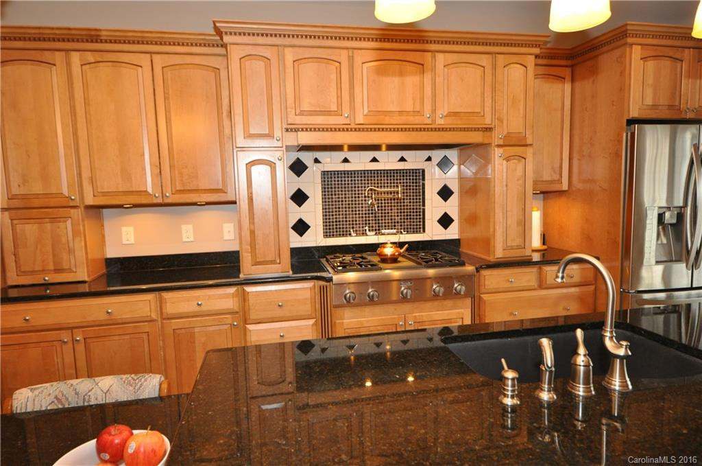 10400 Meadow Fork Road - Photo 10