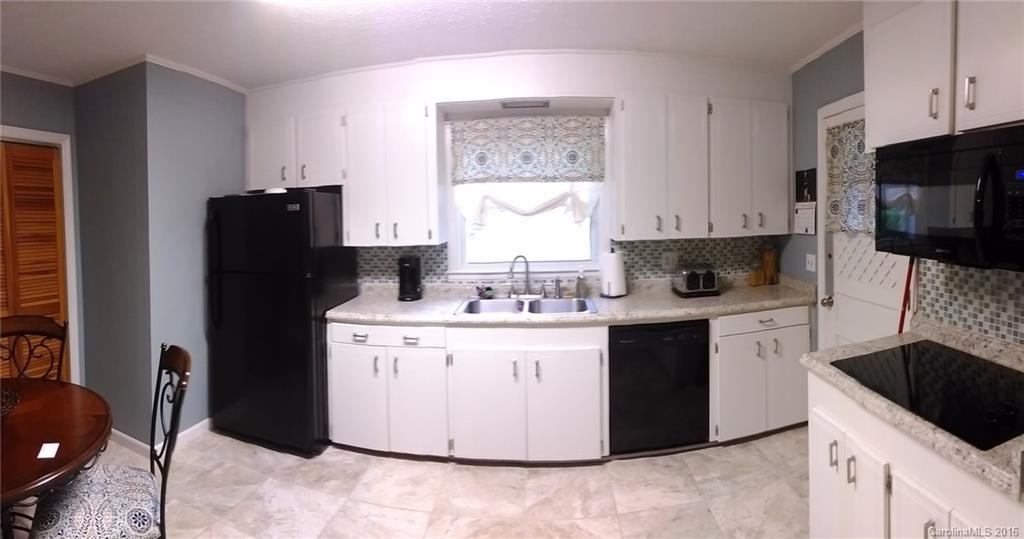 203 Oak Grove Road - Photo 13