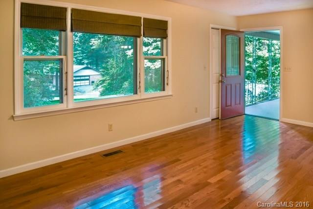 117 Laurel Lane - Photo 3
