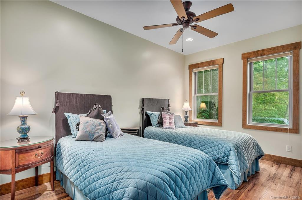 8 Highland Grove Road - Photo 16