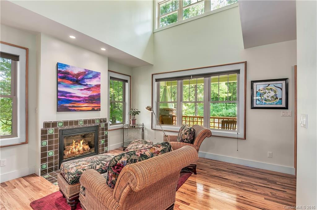 8 Highland Grove Road - Photo 3