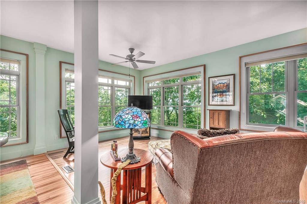 8 Highland Grove Road - Photo 7