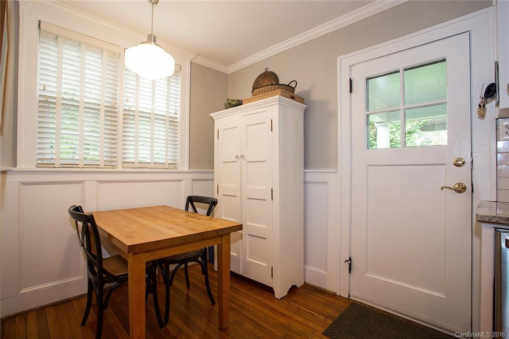 195 Edgewood Road - Photo 10