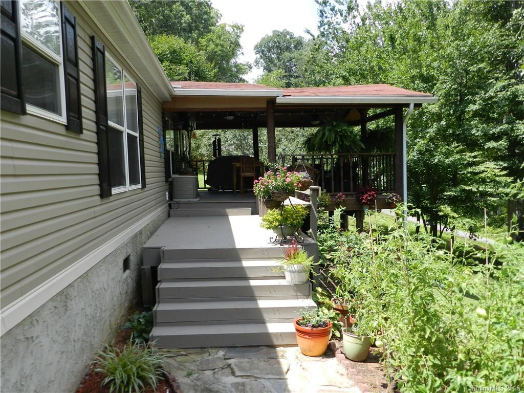 18 Henry White Lane - Photo 2