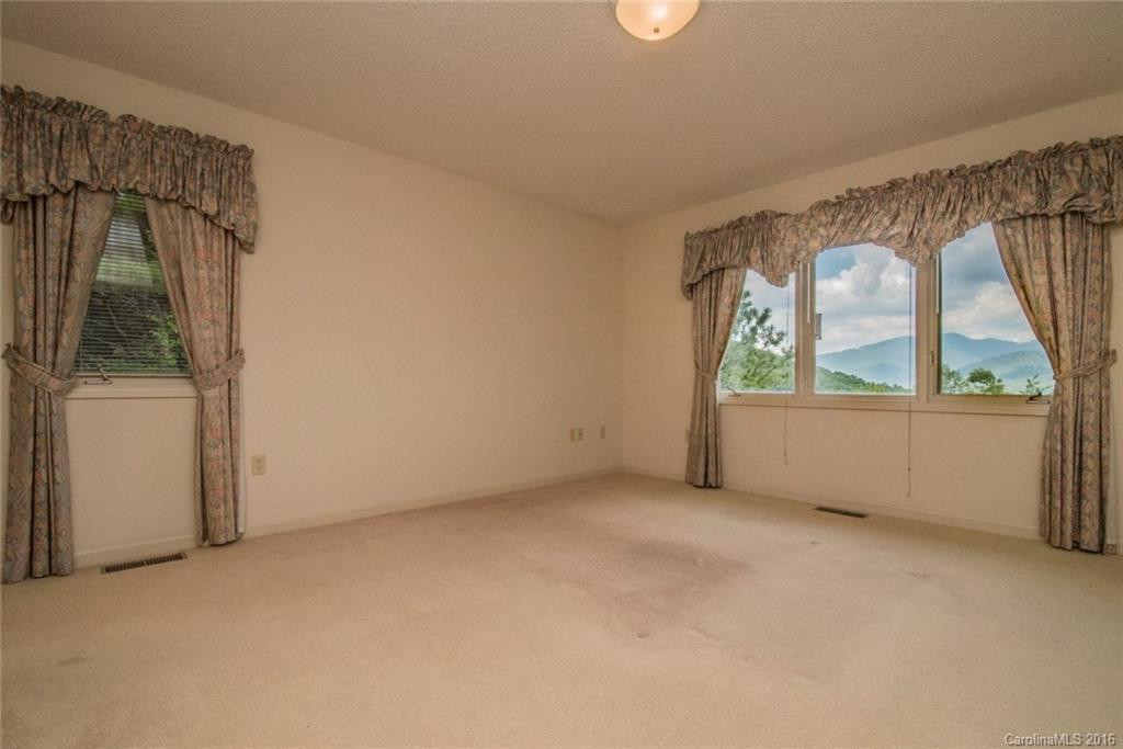 133 Valley Drive - Photo 9