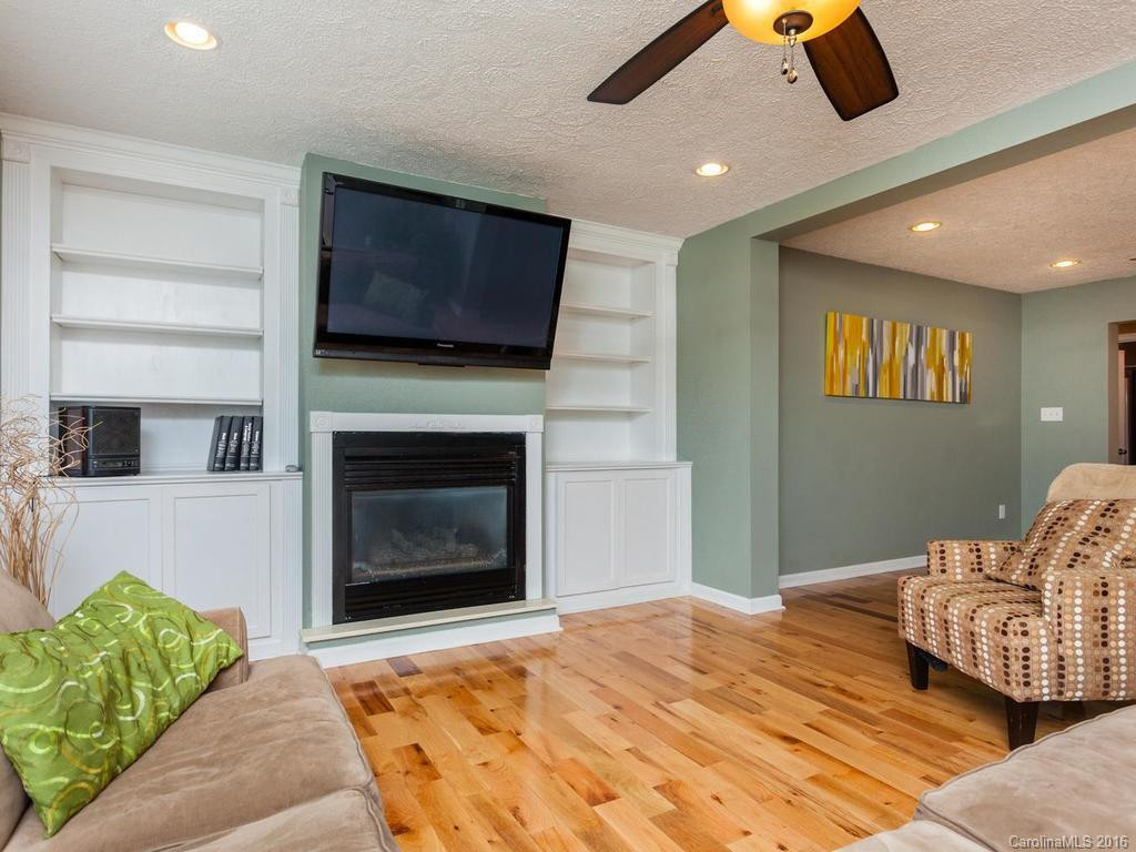 11 Nicola Drive - Photo 3