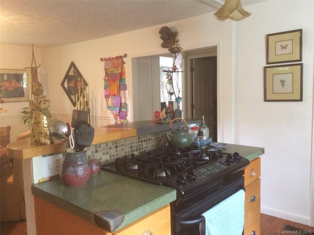 43 Maple Street - Photo 6