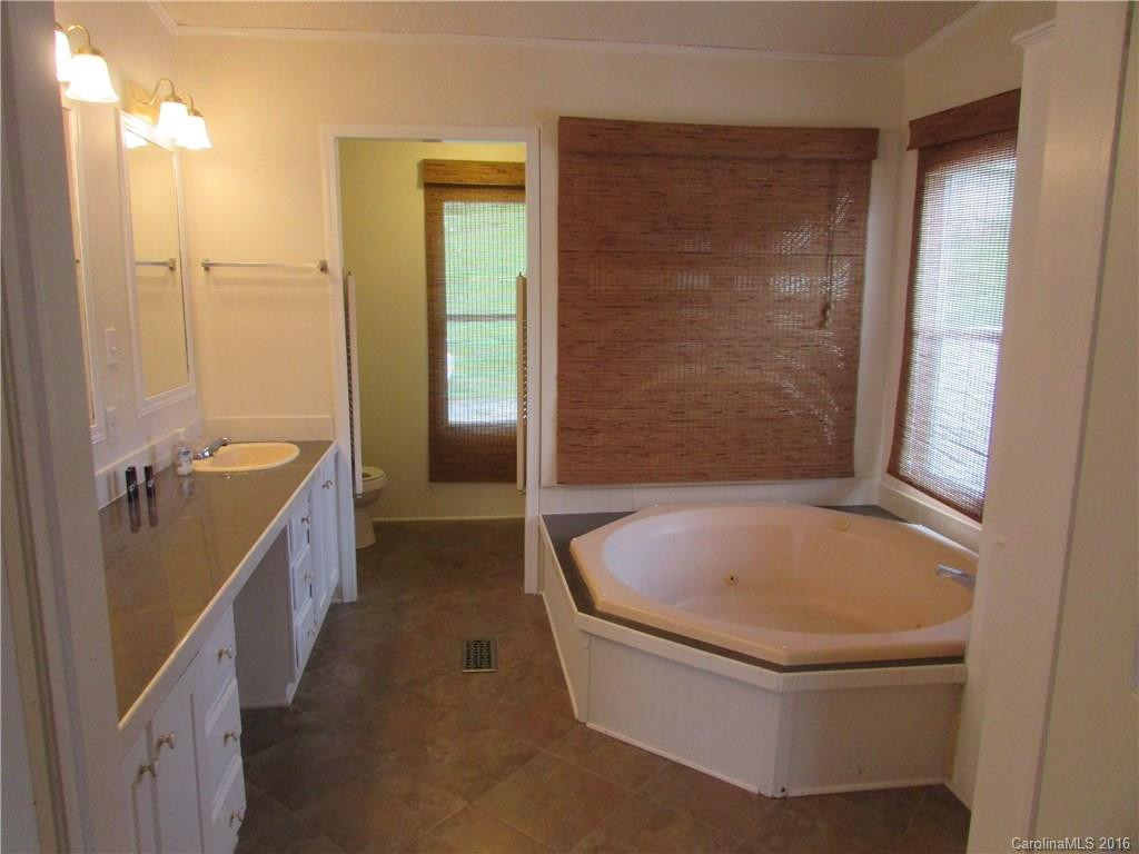 61 Openview Road - Photo 20