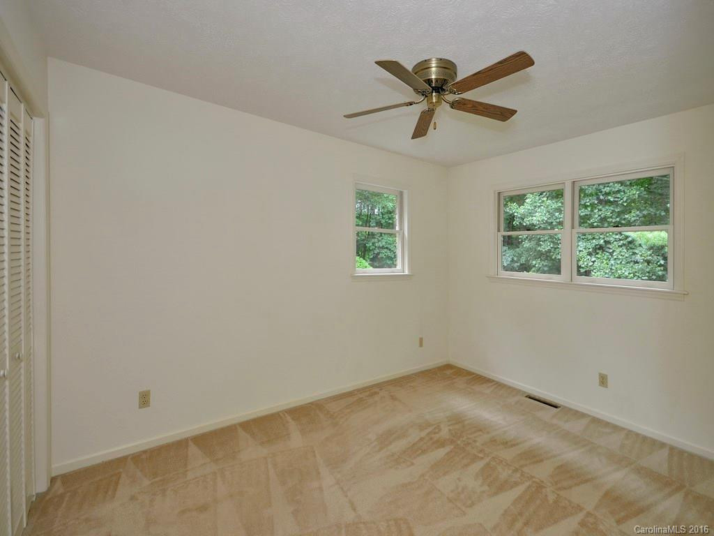 704 Dawnwood Lane - Photo 12