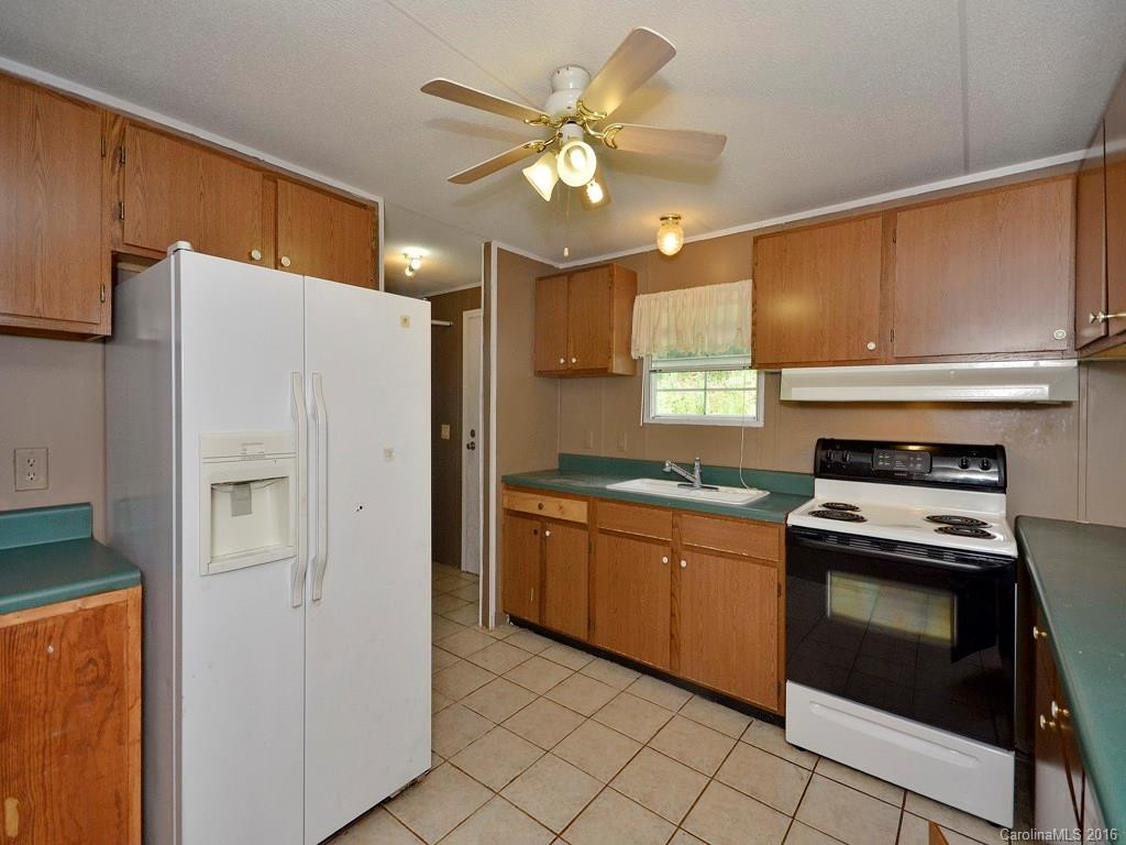 393 Daytona Lane - Photo 4