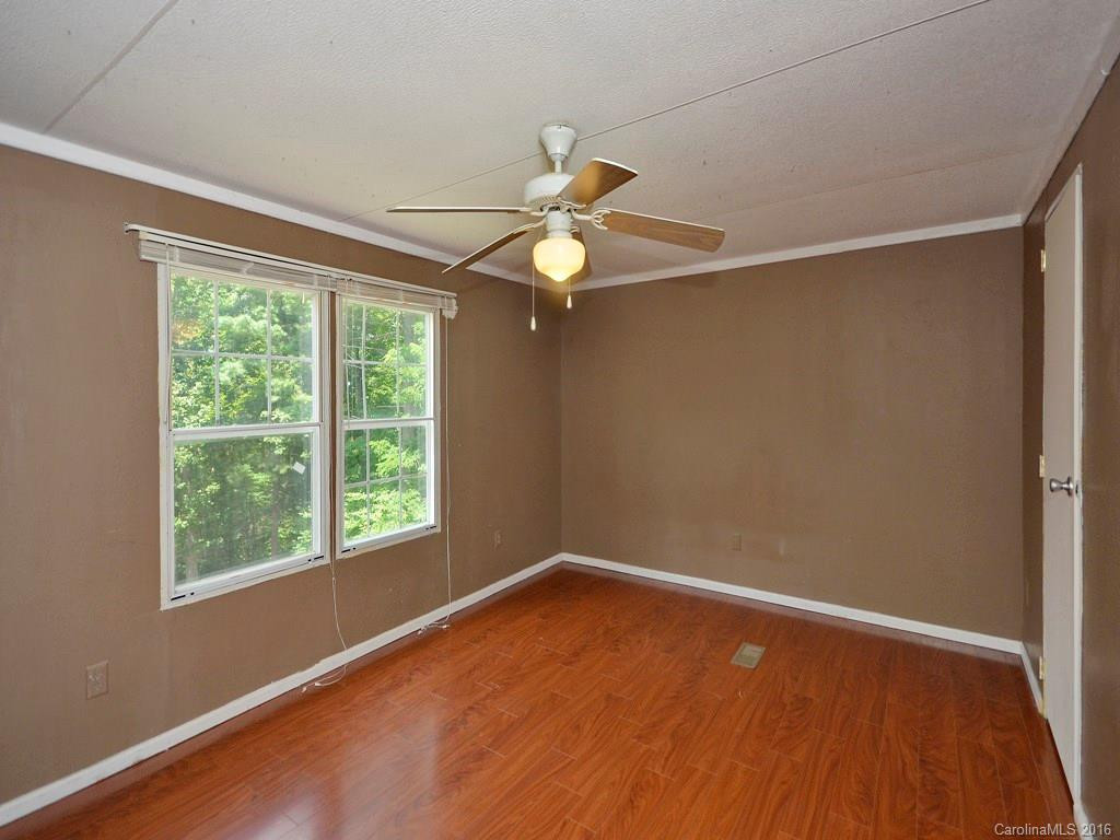 393 Daytona Lane - Photo 5