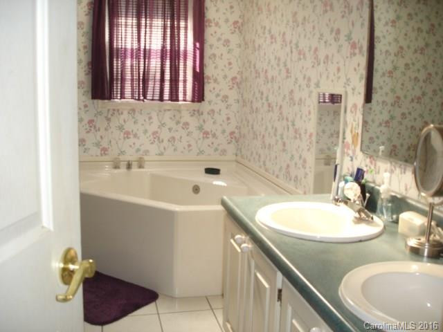9 Macks View Drive - Photo 17